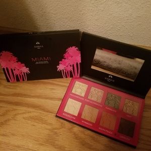 Sephora Makeup - π¦2/$25 Shania B Miami palette Sephora Makeup - π¦2/$25 Shania B Miami palette